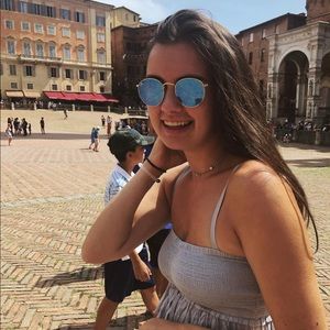 Meet your Posher, Kendall